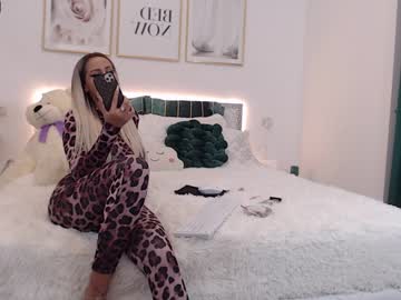 girl
        melanielexxx cam image #396904