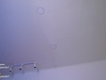 girl
        ashley_jones9 cam image #2733209