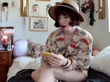 girl
        elslove cam image #2804099