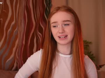 girl
        lizzy_blaze cam image #2254648