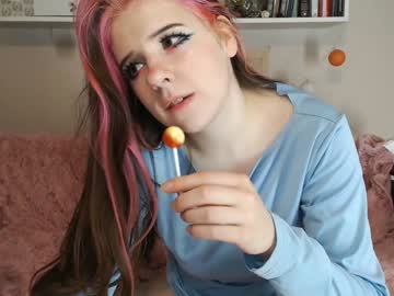girl
        bu66legum_ cam image #1982286