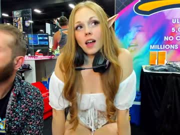 girl
        daphnemadison cam image #55569