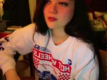 girl
        annatigarr cam image #2512143