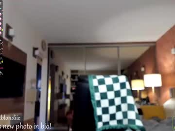 girl
        bestblondiiecb cam image #96917