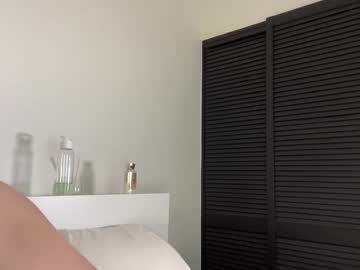 girl
        jennlovex cam image #4455376