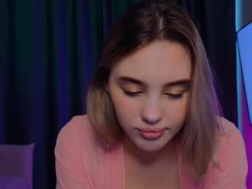 girl
        angella_kleee cam image #3567273