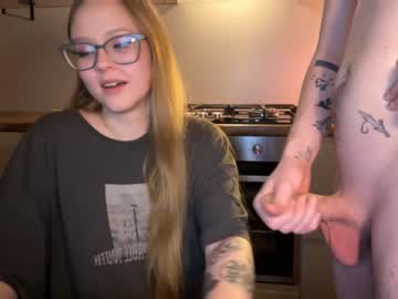 couple
        babyytonight cam image #2559470