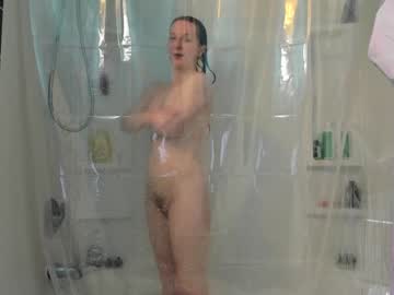 girl
        skyewatson cam image #2449021