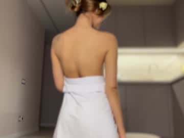 girl
        cuteelsa_ cam image #3256614