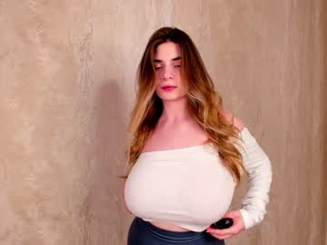 girl
        brenda_rogerss cam image #1579015