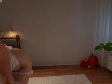 girl
        alisonrouge cam image #3519276