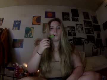 girl
        meganxoxo60532 cam image #863395