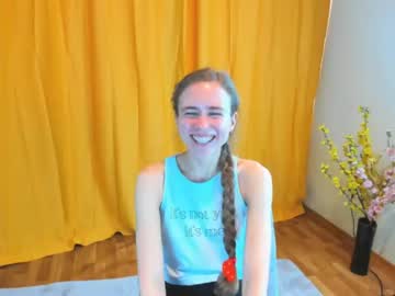 girl
        rubrain cam image #882355