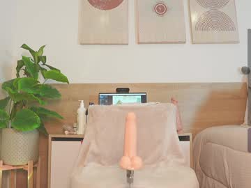 girl
        lana_kane_ cam image #3995109