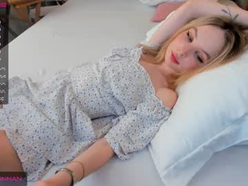 girl
        simpsoncory cam image #201733