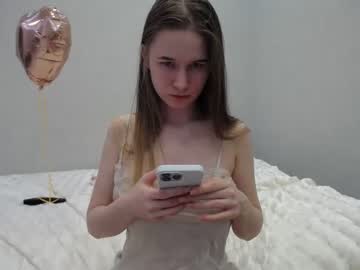 girl
        yana_squrel_22 cam image #806531