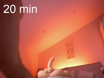 girl
        lil_eva cam image #4292552