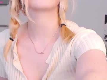 girl
        illegaldream cam image #3363845