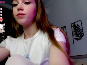 girl
        small_blondee cam image #302252