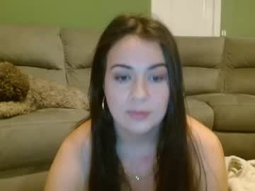girl
        friskyforager cam image #316756