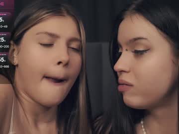 couple
        vivid_girls cam image #3826828