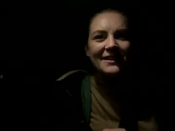 girl
        slf12 cam image #186058