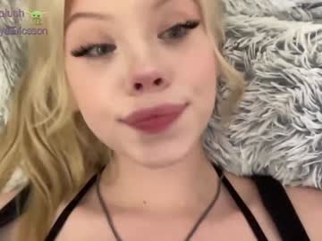 girl
        sonyaplush cam image #2976792