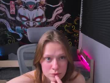 girl
        tessaswan cam image #3968048