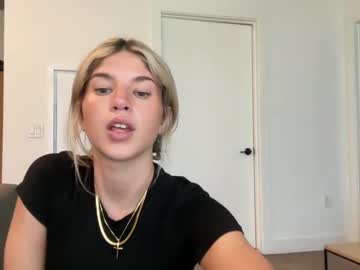 girl
        imrubyy cam image #4657432