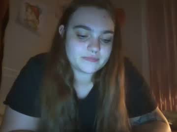 girl
        xlynn_ cam image #1584869