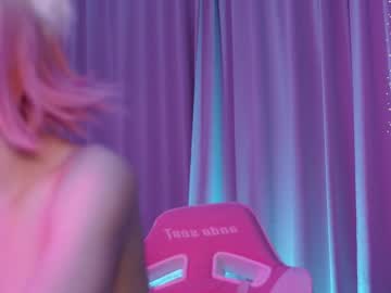 girl
        holliwould_ cam image #2477186