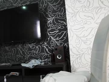 girl
        lizasummers cam image #3120442