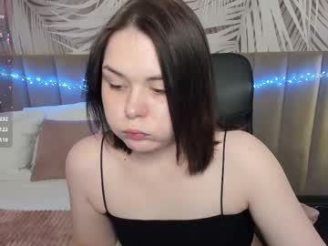 girl
        alli_zi cam image #4237629