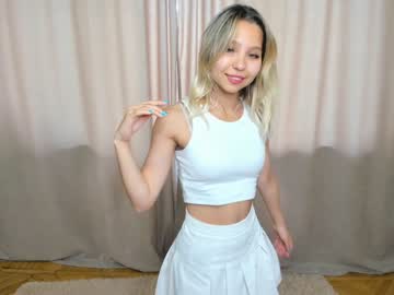 girl
        springgmelodyy cam image #1351769