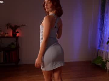 girl
        alisonrouge cam image #2292411