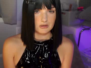 girl
        finleyfae cam image #4258774