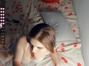 girl
        cute_caprice cam image #2339314