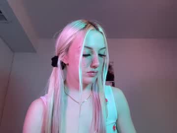 girl
        riababe cam image #662049