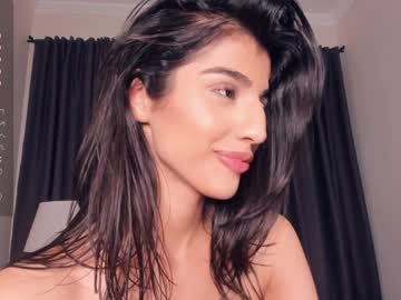 girl
        suzannedavise cam image #2051363