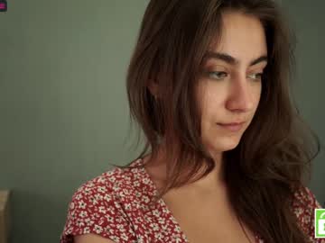 girl
        tessarosse_ cam image #1303606