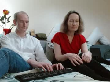 couple
        mrs_velvet_vixen_and_mr_stud cam image #3636350