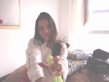 girl
        kendalltyler cam image #1678662