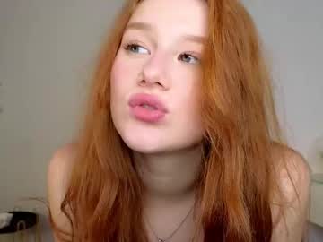 girl
        foxxx_tail cam image #4579902