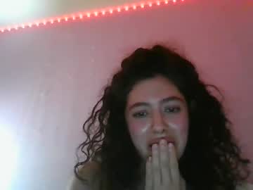 girl
        savinajade cam image #317152
