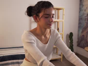 girl
        urcutelinda cam image #2871139