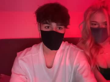 couple
        aphroditeanderos cam image #746363