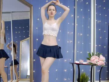 girl
        kriskras__ cam image #935783