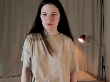 girl
        beckycurvin cam image #3051043