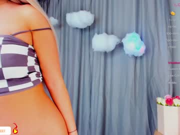 girl
        blush_mikki cam image #2122505