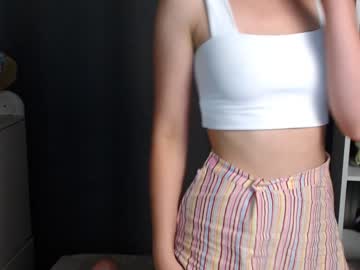 girl
        anjelahill cam image #1142398